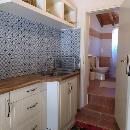 Tatil Evi Limenari Kechria