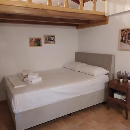 Holiday home Limenari